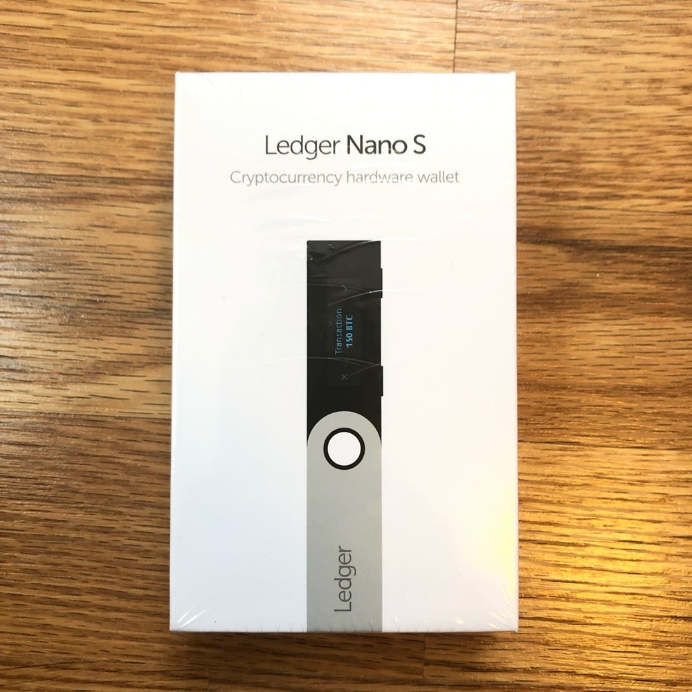 Ledger Nano S - Cryptocurrency Hardware Wallet